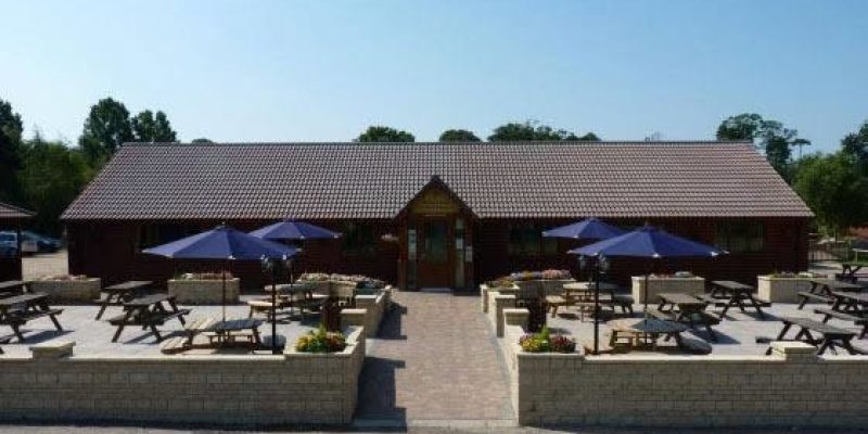 Woody’s Bar and Restaurant
